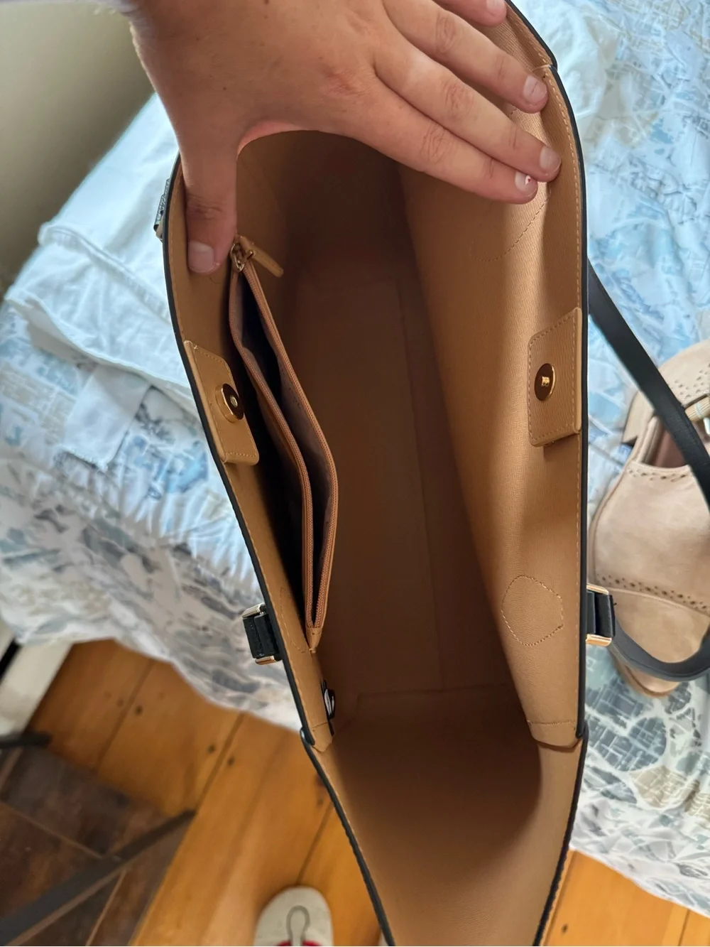 Kate Spade Black Leather Classic Tote with Gold Hardware